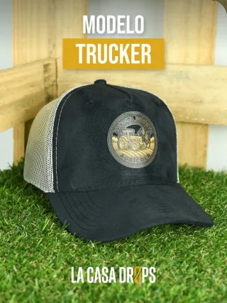 Boné personalizado produzido na fábrica La Casa Drops
