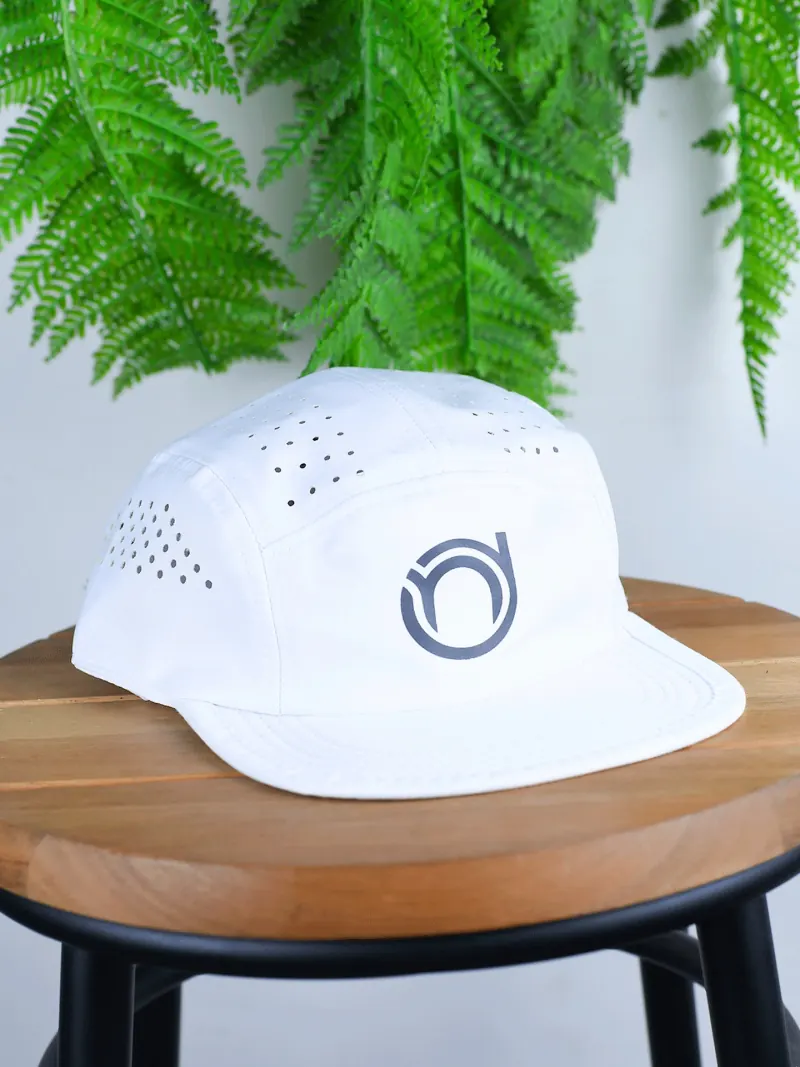 Boné personalizado produzido pela La Casa Drops — drop 19